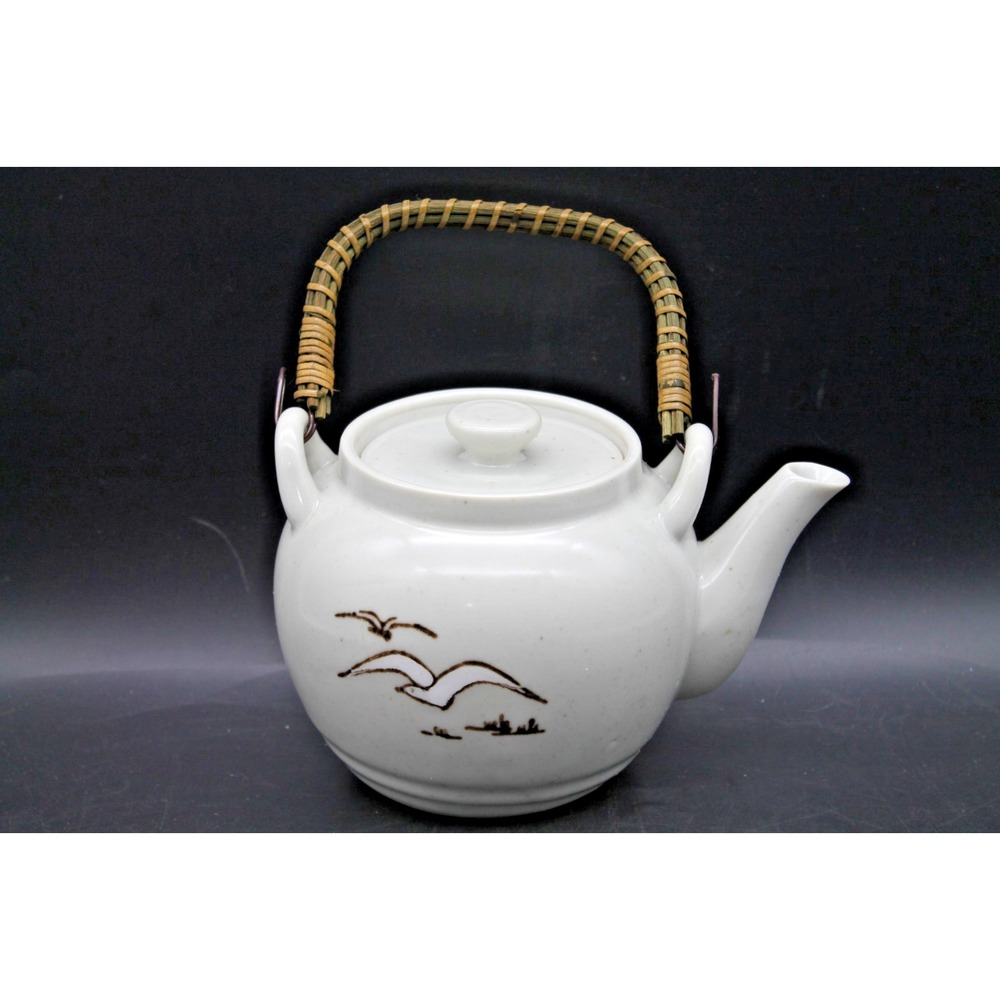 Otagiri Original Japan Hand Crafted Ceramic Teapot Seagulls Wicker Handle